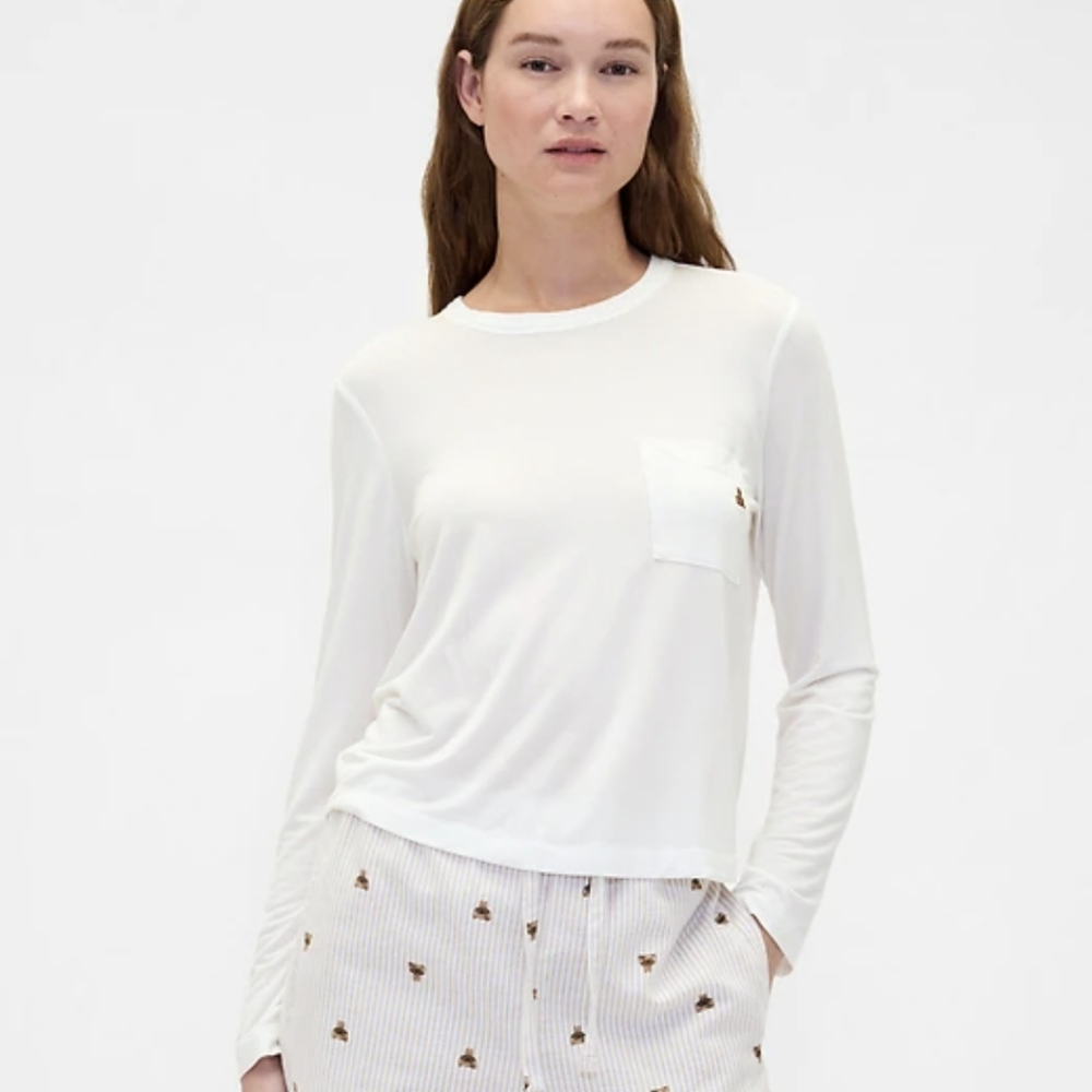 GapBody Softest Modal Pocket PJ T-Shirt - Picture 3 of 4
